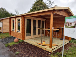 Caseta de jardín con porche Nora E 9m² 6x3m 44mm