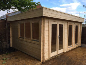 Caseta de madera Ian D 18m² 5x4m 58mm