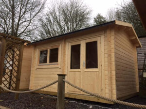 Sauna de exterior Finlandia 11m² 4x3m 70mm