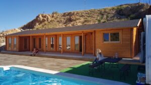 Casa de madera con tres dormitorios Holiday L en Sevilla