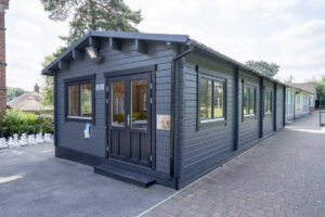 Large Log Cabin - Classroom - Conference Room 60m2 | 70mm | 5×12 m