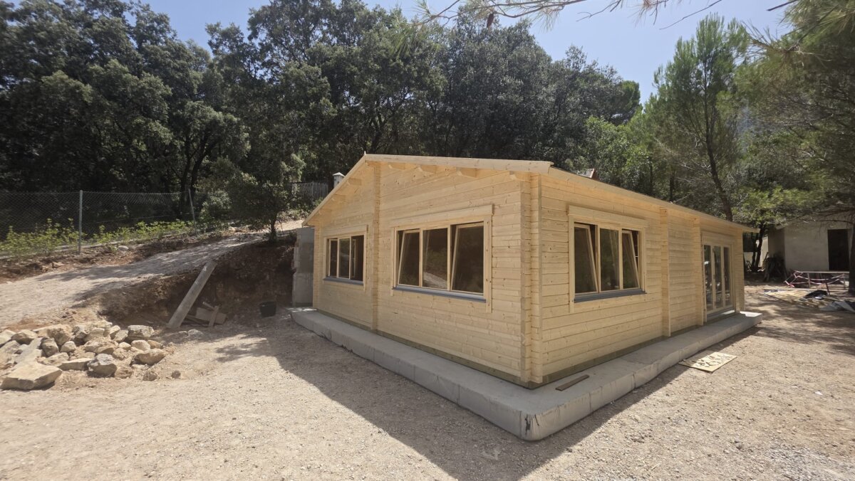 Two-Bedroom Bespoke Log Cabin Built in Jaén in Just Four Days