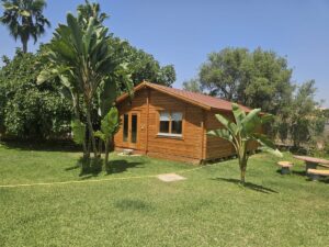 Tres Cabañas de Madera Construidas en Estepona