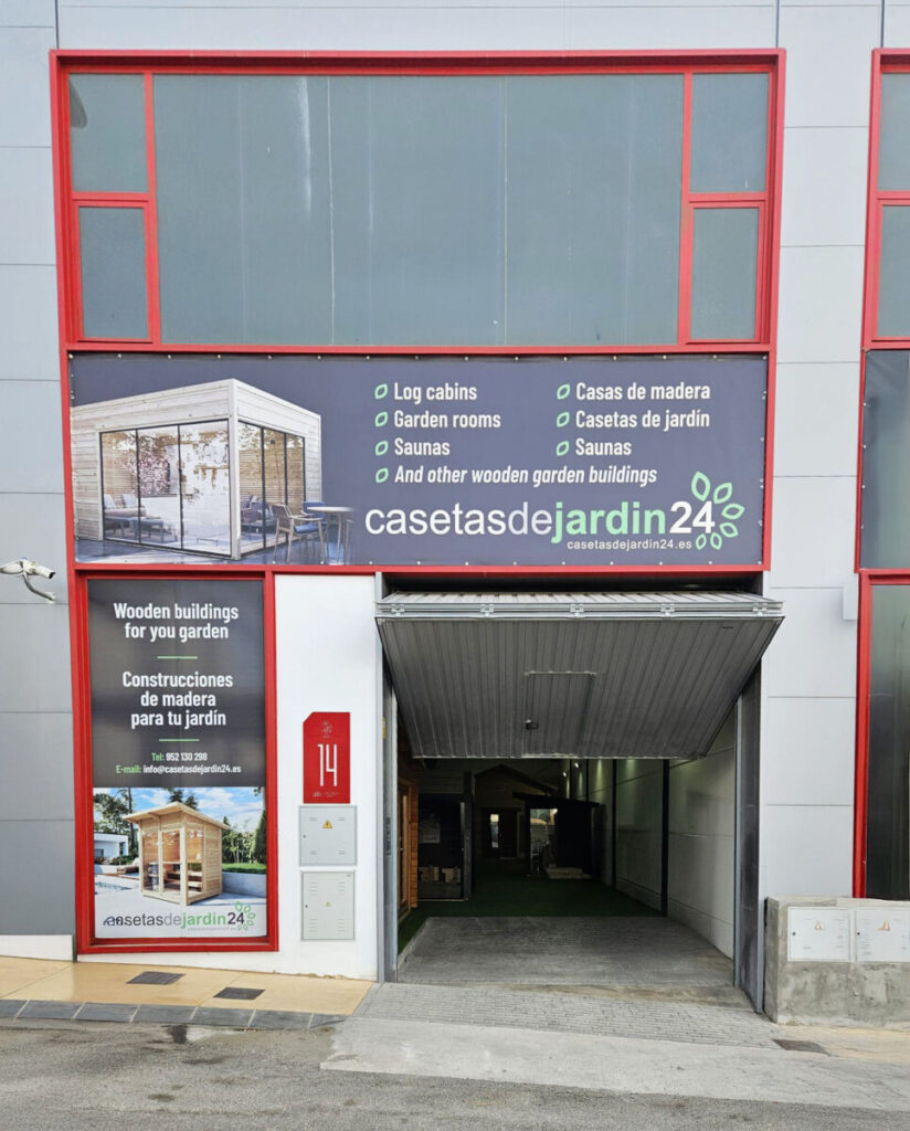 Sala de  exposición Casetas de jardín 24 en Marbella