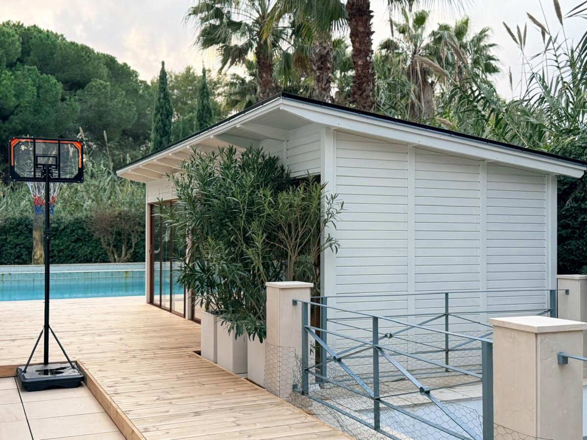 Caseta de Jardín con Sauna y terraza de termo madera 2