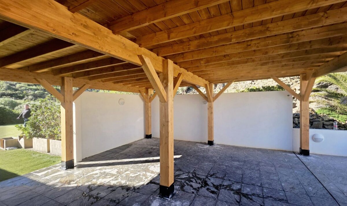 cochera de madera laminada encolada