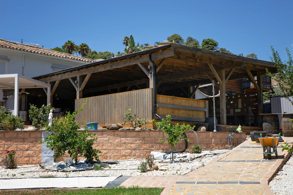 Large Wooden Pergola and Thermo-Wood Terrace in Benahavís, Marbella 