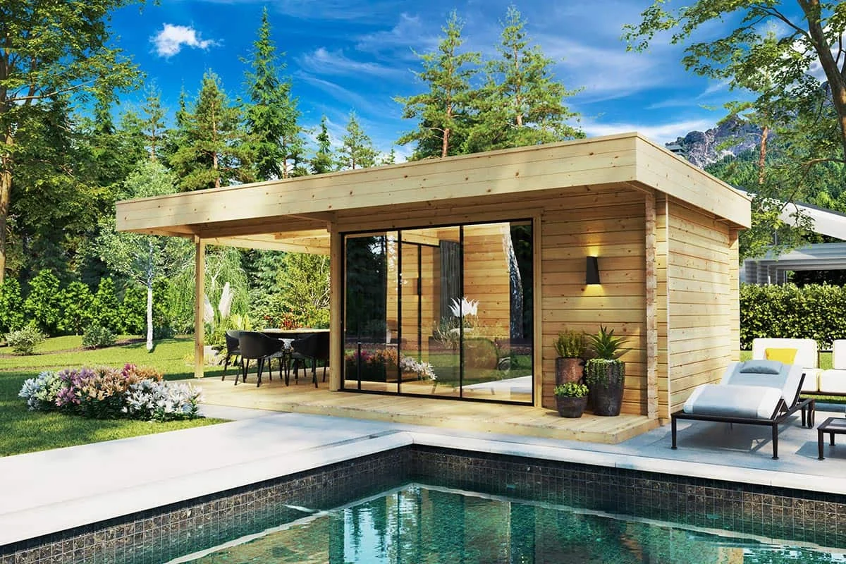 Caseta de madera junto a piscina